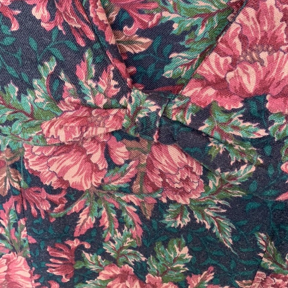 Vintage 1990s Laura Ashley Dress floral dress - 1 owner - Picture 7 of 11